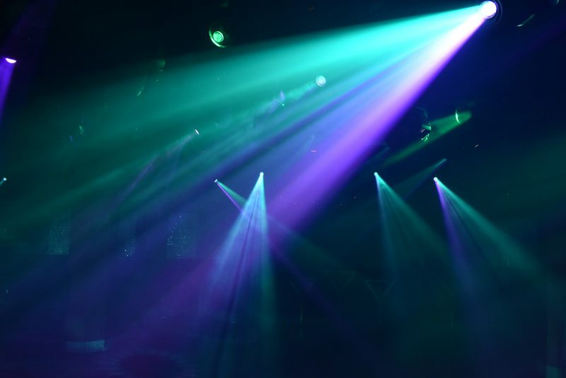Stage lights in a nightclub (illustrative photo)