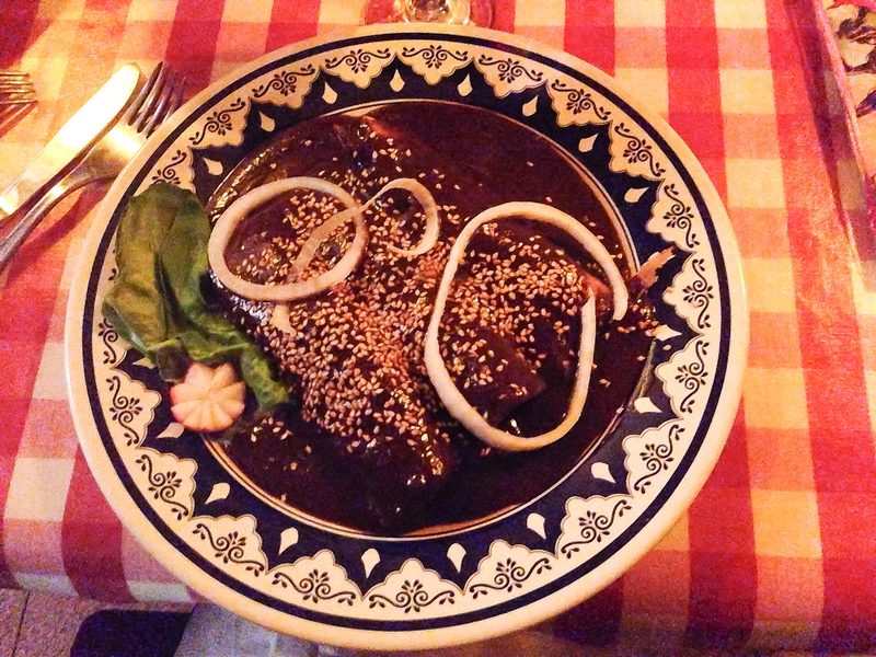 Mole con ajonjolí (foto ilustrativa)